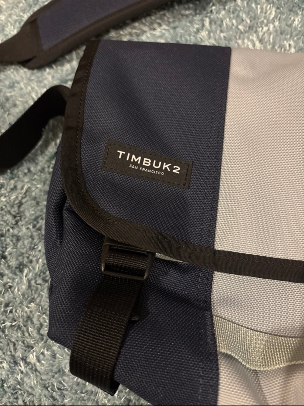 Timbuk2 Navy and Gray Vertical Stripe Messenger Bag - Picture 2 of 7